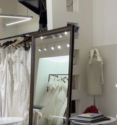 -女王风尚STUDIO·轻奢化定制