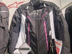 -川崎北京风火轮店