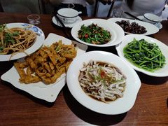 -董厨煨汤馆(车站路店)