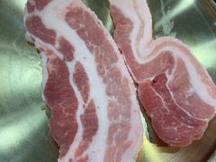 -臻牛烤肉