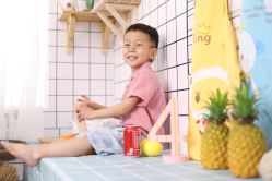 -憨大叔摄影馆80店连锁(诸暨店)