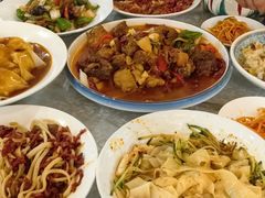 -汗腾格里·风味餐厅(新疆驻京办店)