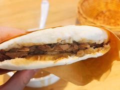 肉夹馍（肥瘦）-中原一大碗(湖滨店)
