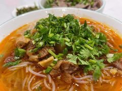 -犇逸·乐山跷脚牛肉·四川现炒(览海店)