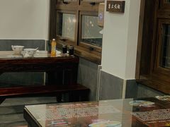 -长人馄饨铺(解放街店)