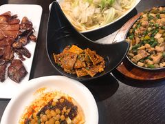 -舌尖上的食缘花园主题餐厅