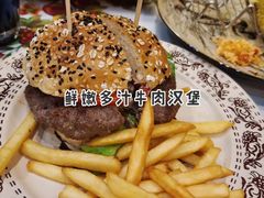 火辣汉堡-彼德西餐厅(环球中心店)