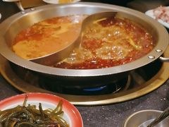 -沸炉重庆老火锅(军事博物馆店)