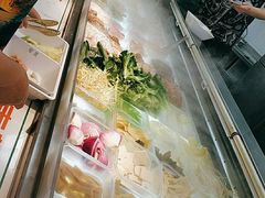 -红渡小香·牛肉麻辣香锅(车站南路店)