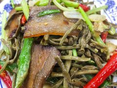 -汉阴白火石汆汤