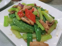西芹荷兰豆炒土鱿-顺德美食坊(南沙分店)