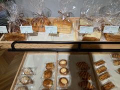 -潮一不贰·法式甜品·生日蛋糕·西式简餐(外滩店)