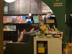-思南书局(复兴中路店)