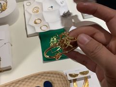 -LADY FAFA(巨鹿路陕西南路路口店)
