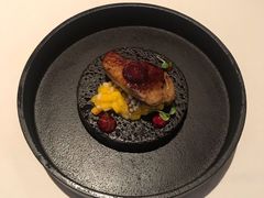 煎鹅肝配芒果沙沙和无花果红酒汁-Tomato&Pepper西餐厅
