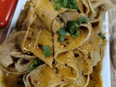 面筋豆皮拌芝麻酱-肖家客饸饹面(郑州总店)