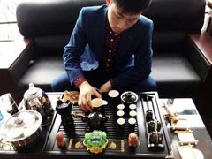 -尊卡诺高级西装礼服定制(江东中路店)