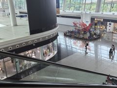 -周黑鸭(武汉天河国际机场五店)
