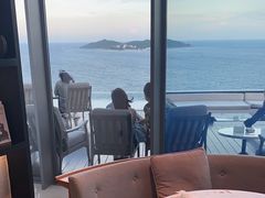 -瑰丽酒店·海吧·天际下午茶·现场DJ·天台酒吧