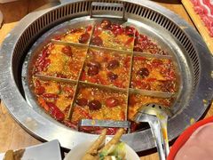 -城墙拐拐火锅(三峡广场黑金冠店)
