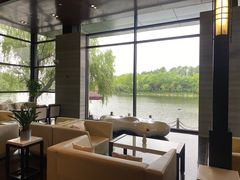 -上海怡沁园度假酒店