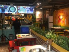 大堂-钢管厂五区小郡肝串串香(奥克斯广场锦城万达店)