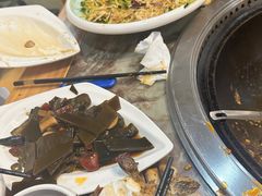 -锅老头海鲜铁锅炖