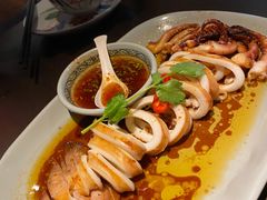 -大头虾越式风味餐厅(光明广场店)