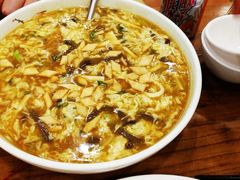 关中酸辣汤-宣海荣锅贴大王·陕味小吃集(钟楼店)