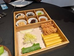 -鲁采LU STYLE(新天地店)