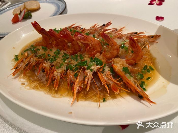 醉辉皇上海之巅(上海中心大厦店)蒜蓉粉丝蒸红虾图片