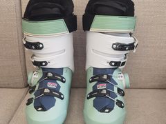 -4+2肆加贰雪具库(上庄店)