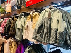 -lululemon(比斯特购物村店)