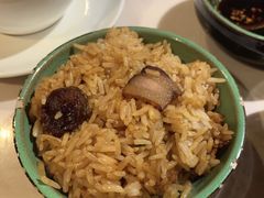 式腊味煲仔饭-狐狸爱上椰子鸡(滨江星光大道店)