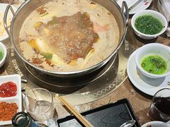 -七欣天香辣蟹火锅(上海银亿滨江店)