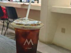 -M Stand(凯德乐峰广场店)