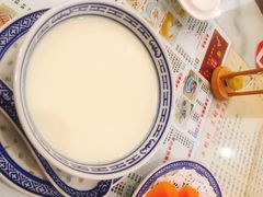 -广信牛奶甜品世家(台东店)