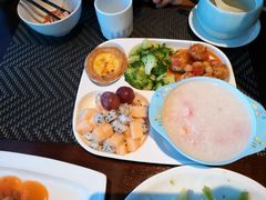 -蜈支洲岛珊瑚酒店临海阁中餐厅