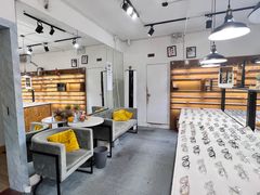 -罗伯特眼镜·蔡司官方授权(罗湖国贸店)