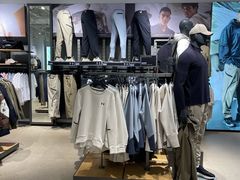 -LuOne凯德晶萃广场(徐家汇路店)