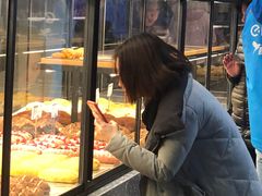 面包甜点陈列柜-LELECHA乐乐茶(上海五角场万达广场店)