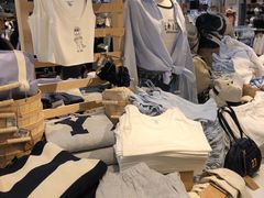 -Brandy Melville