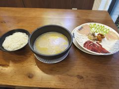 -桥香园云南过桥米线(红龙井店)