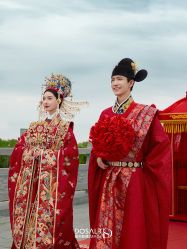 -都市丽人婚纱摄影