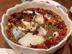 沸腾鱼-肆海小川菜酒馆Wine Bistro (青年路店)