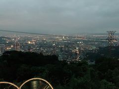 -草山夜未眠景观餐厅
