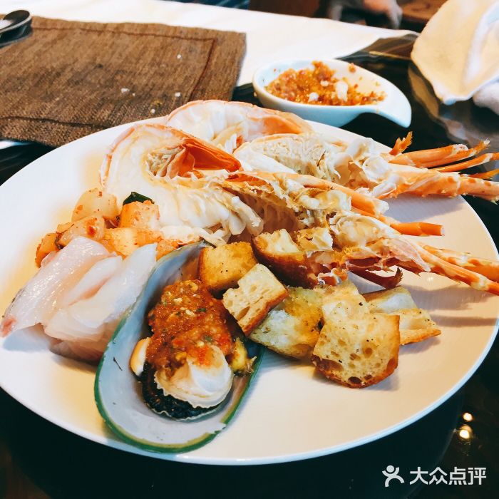 深圳四季酒店·馥自助餐厅海鲜们图片