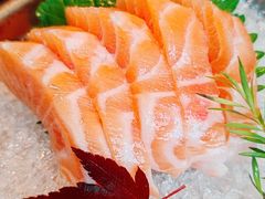 三文鱼刺身-吉川谷谷·日料放题(广安门店)