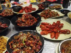 -巴厘龙虾·榜首油焖大虾(音乐学院·沿江酒馆店)