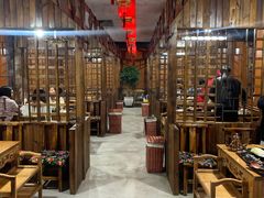 大堂-果松木炭酸菜铜火锅·外婆参鸡汤